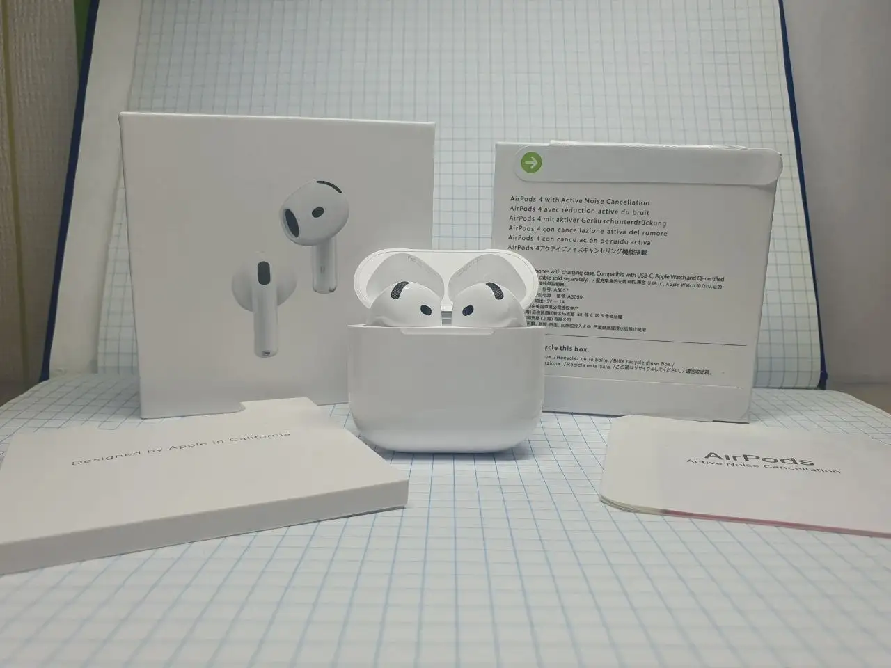 Продам новые наушники Airpods 4 - Наушники (Электроника) в Санкт-Петербург