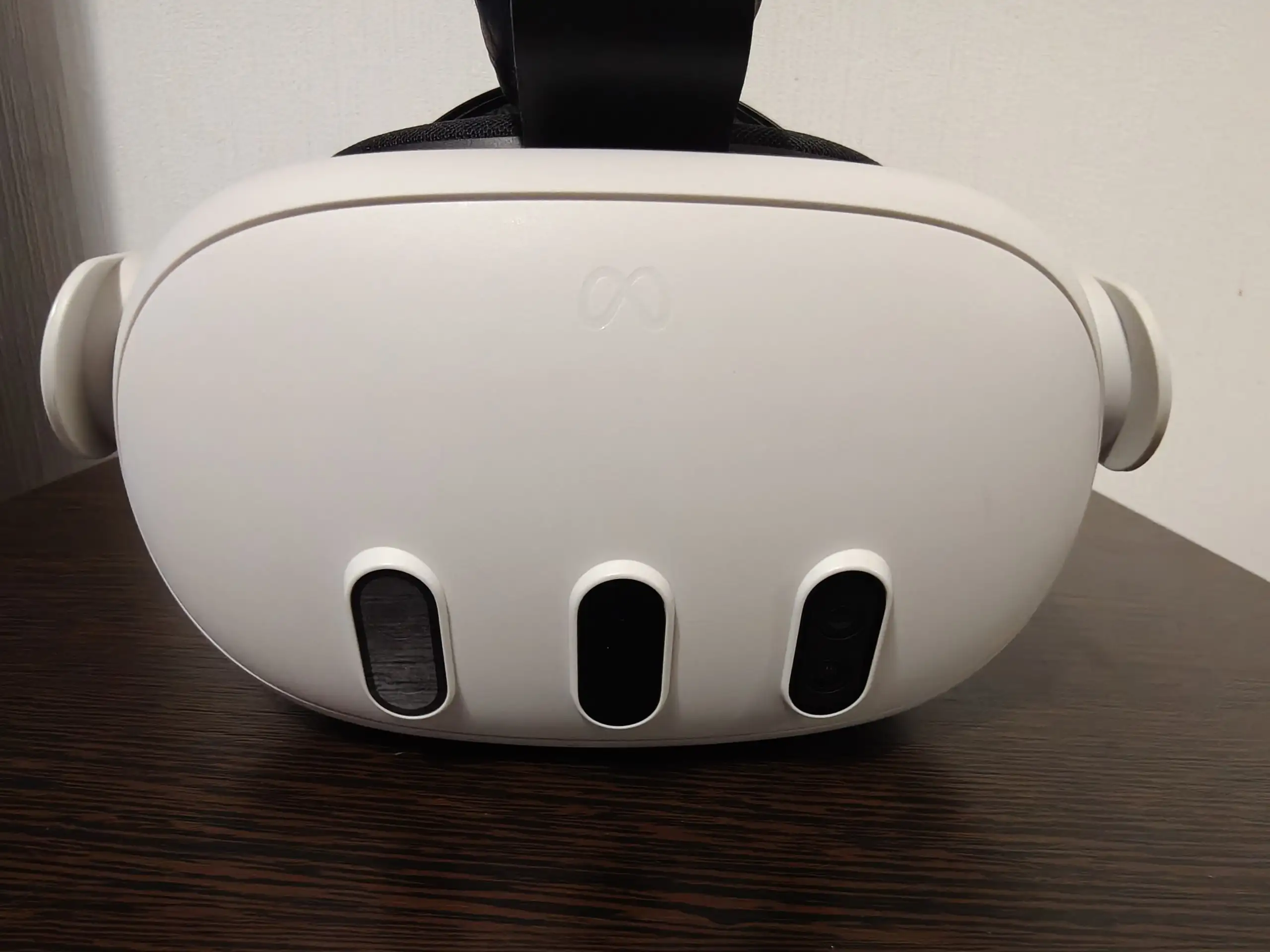 Продажа шлема виртуальной реальности Oculus Quest 3 128Gb - Виртуальная реальность (Электроника) в Мурино