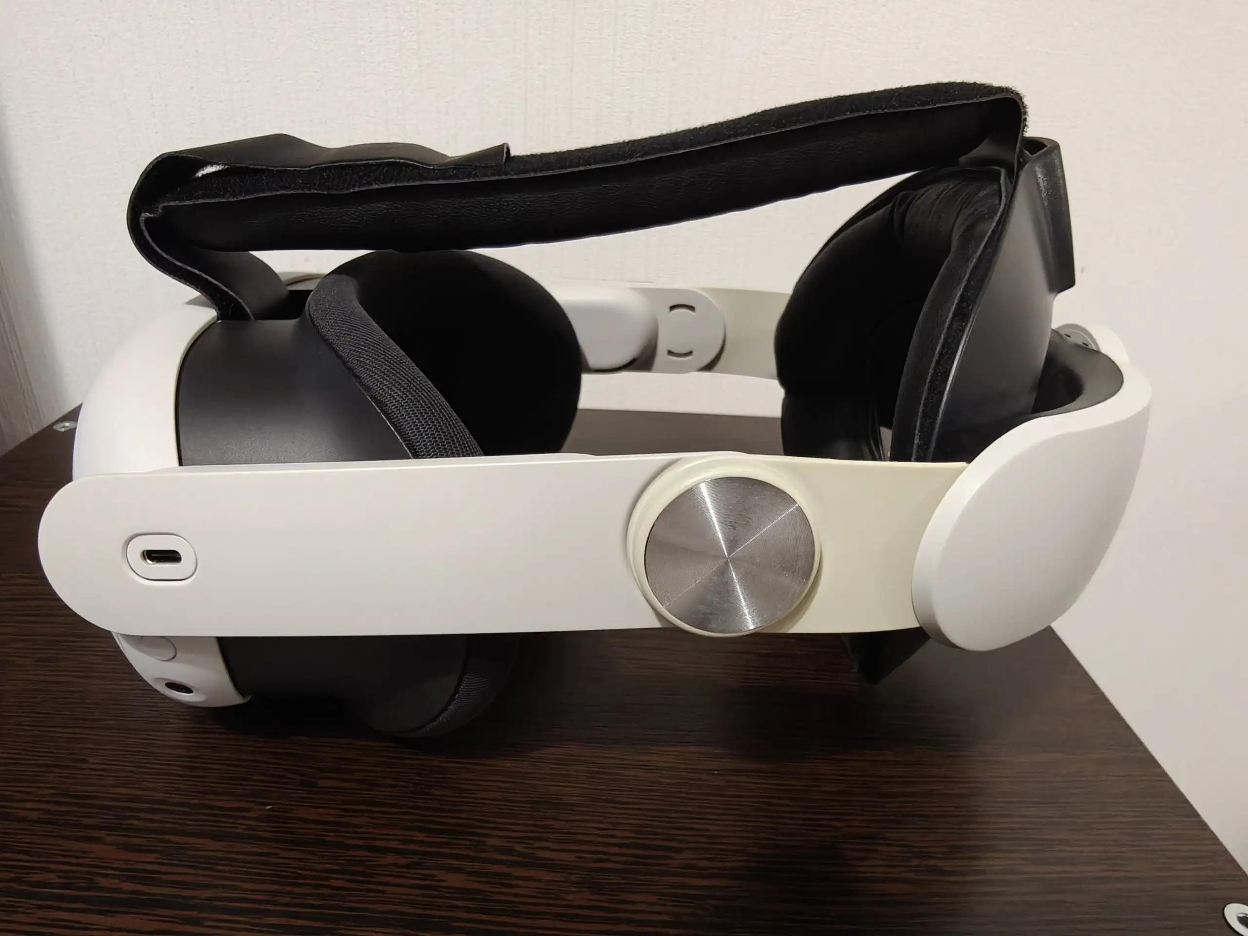 Продажа шлема виртуальной реальности Oculus Quest 3 128Gb - Виртуальная реальность (Электроника) в Мурино