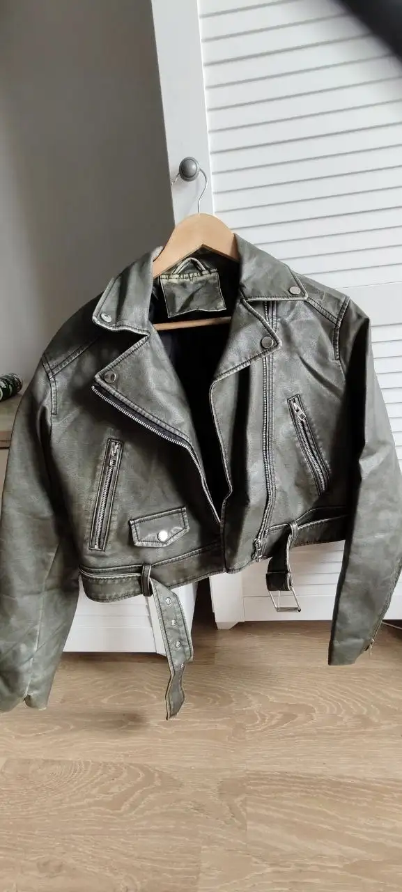 Кожаные женские куртки размер S - Верхняя одежда (Одежда) в Девяткино