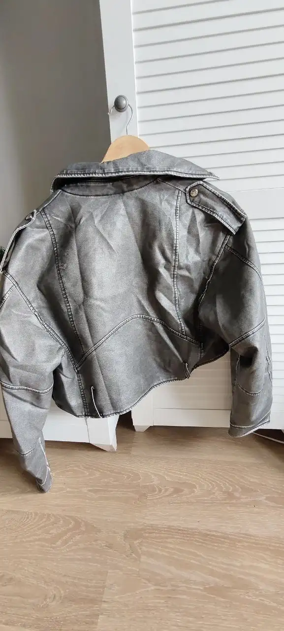 Кожаные женские куртки размер S - Верхняя одежда (Одежда) в Девяткино