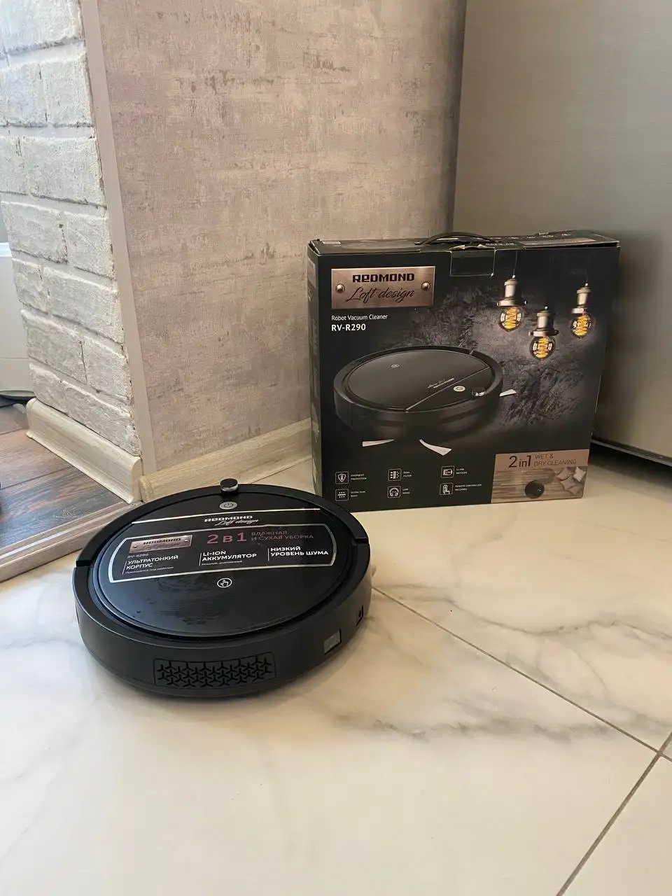 Продам робот-пылесос Redmond RV-R290 - Роботы-пылесосы (Электроника) в Санкт-Петербург