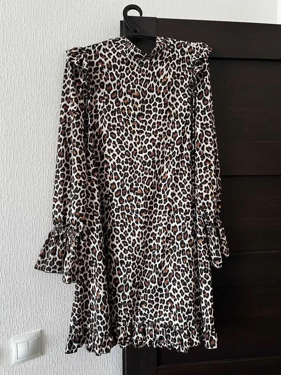 Продам платье Viva леопард - Одежда в Санкт-Петербург