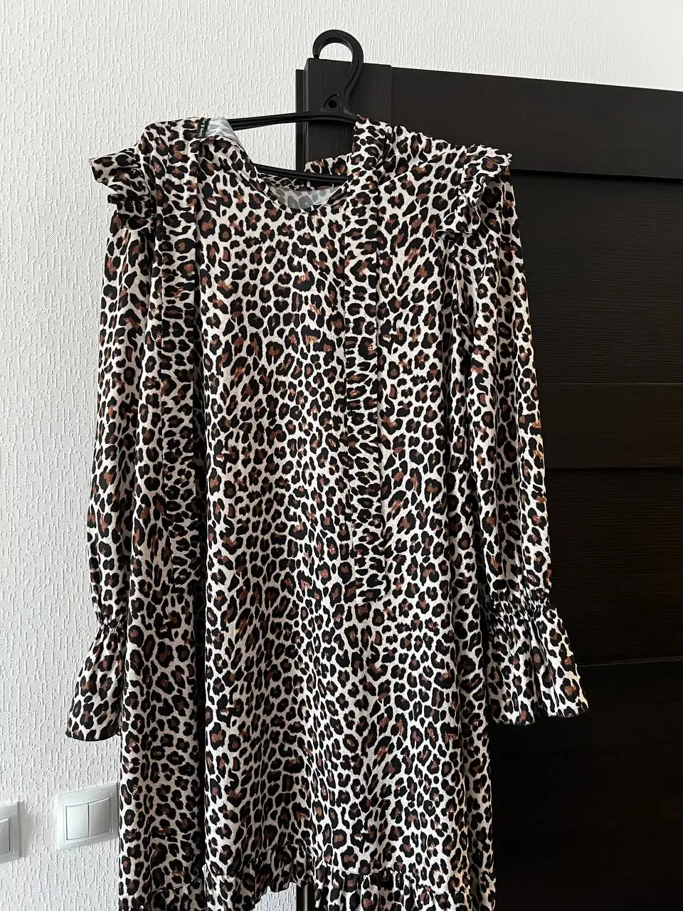 Продам платье Viva леопард - Одежда в Санкт-Петербург