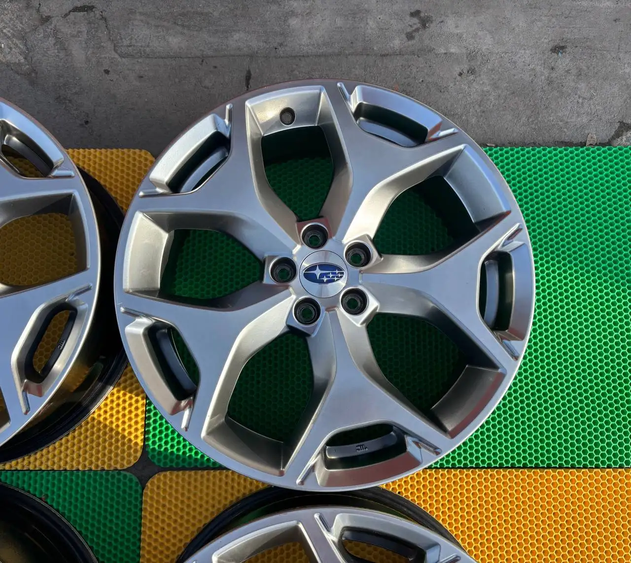 Диски Subaru Enkei R18 5/100 - Диски (Запчасти) в Новосибирск