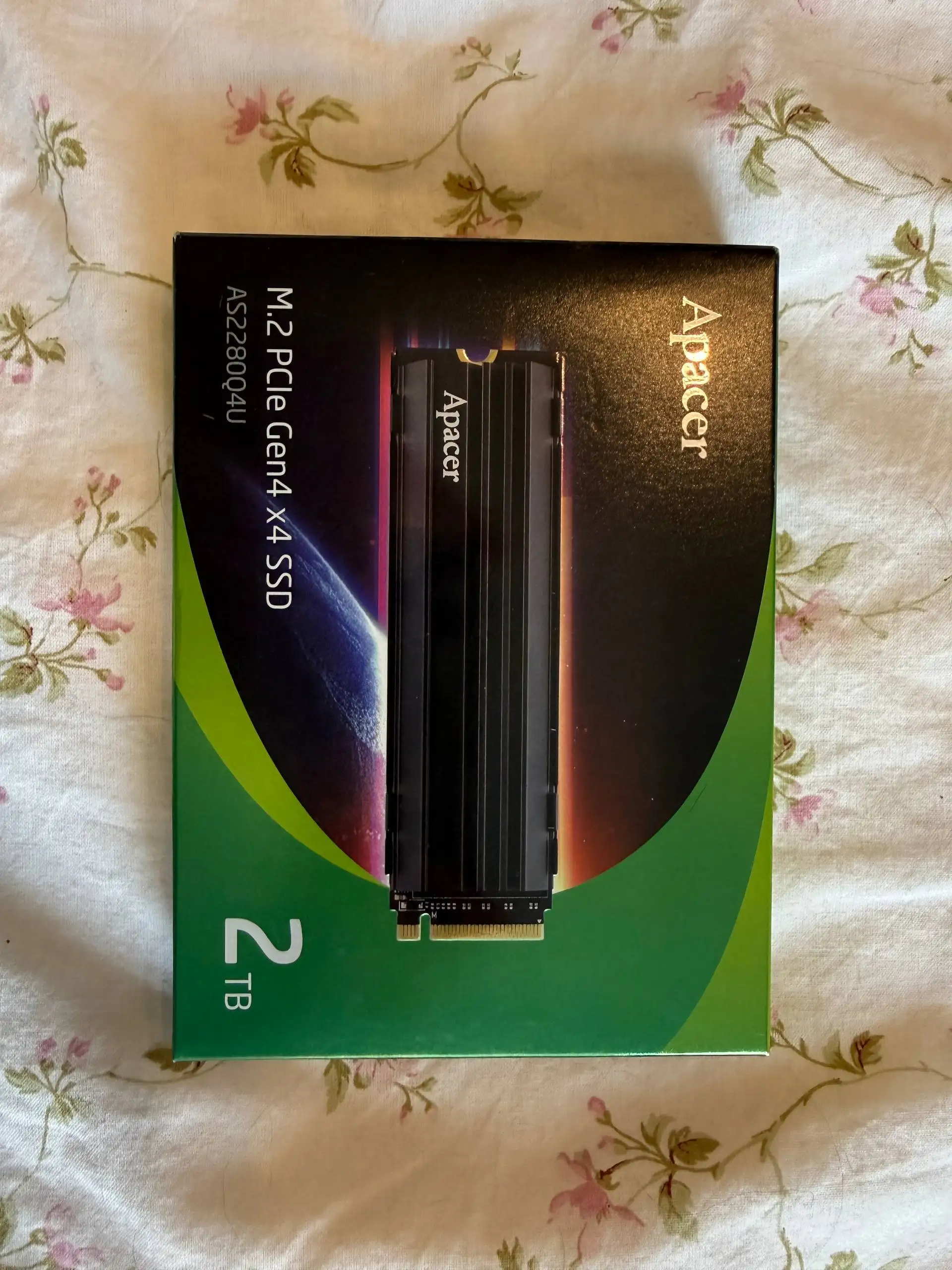 Продажа прикроватной лесенки для собак и SSD накопителя 2 TB - Барахолка в Санкт-Петербург