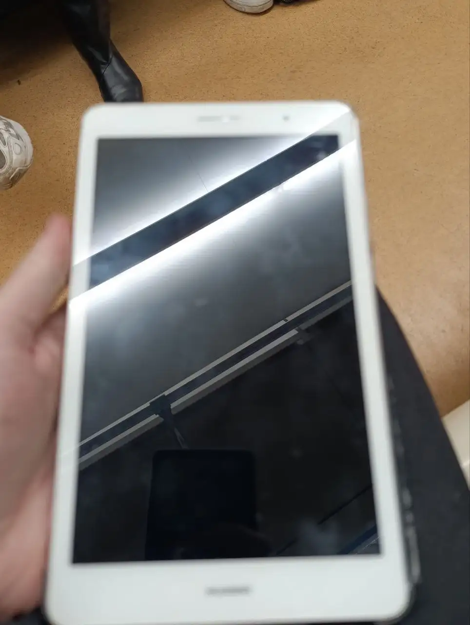 Планшет HUAWEI MediaPad T3 с чехлом и SD-картой - Планшеты (Электроника) в Санкт-Петербург