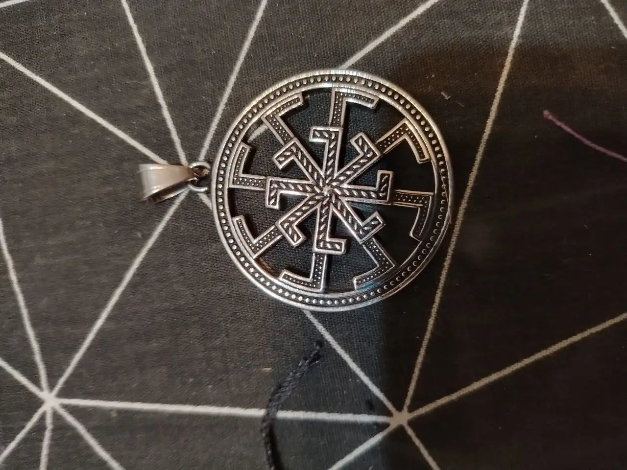 Продажа визитницы, чехла, монет и подвески - Барахолка в Санкт-Петербург