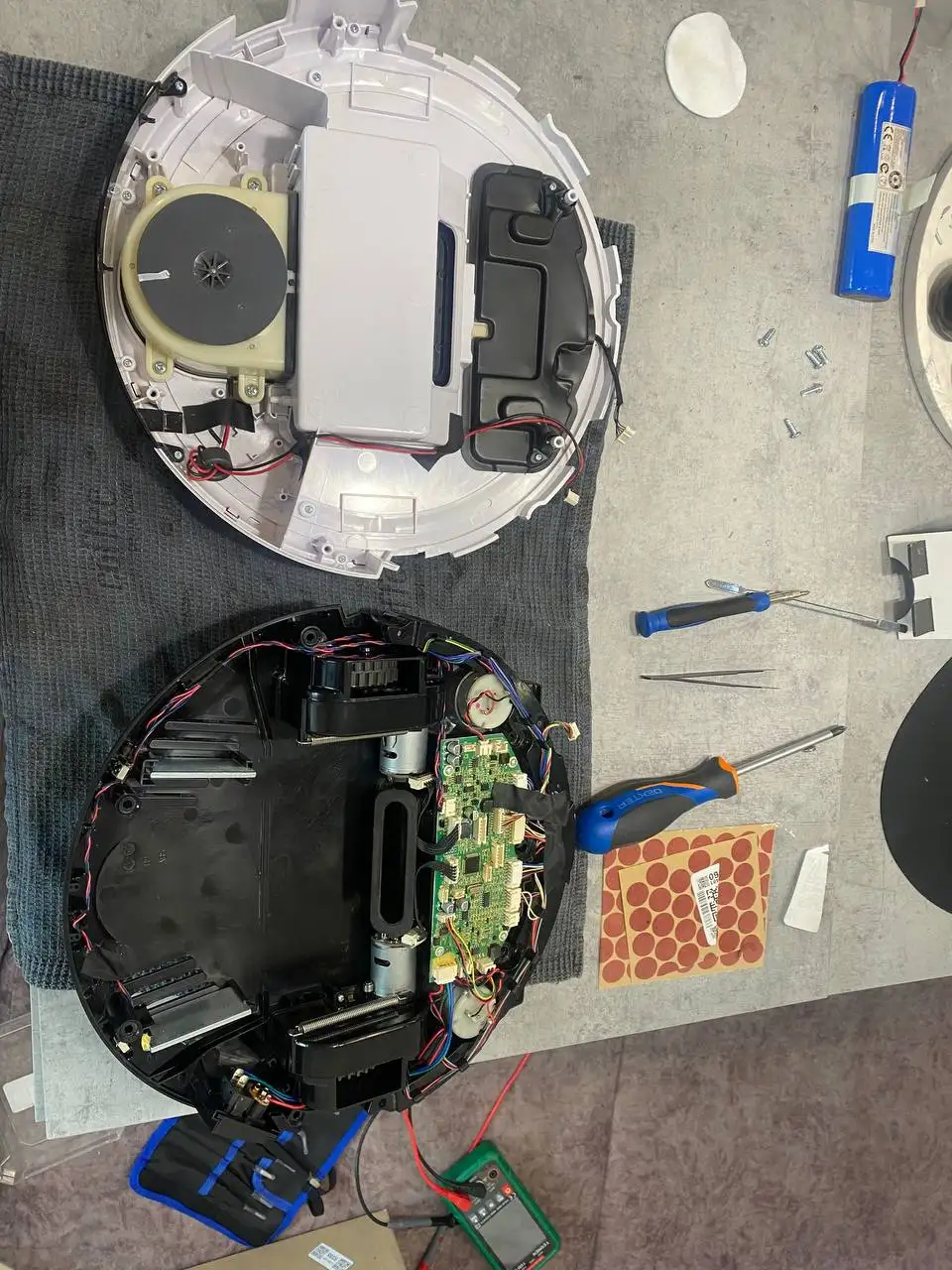 Продам робот-пылесос iLife v50 - Роботы-пылесосы (Электроника) в Санкт-Петербург