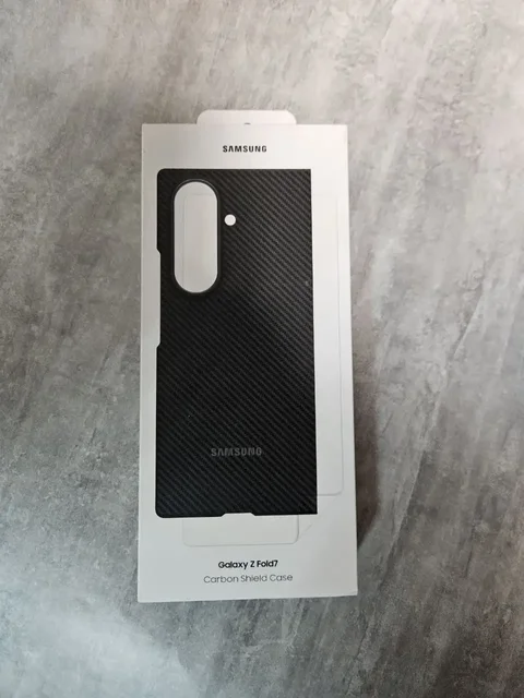 Оригинальный чехол для Samsung Z Fold 7 - Аксессуары для телефонов в Санкт-Петербург