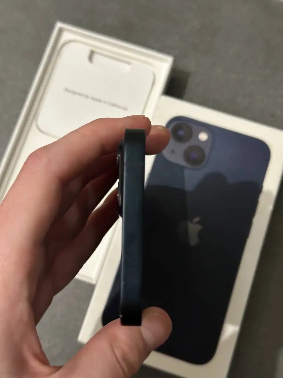 iPhone 13 128 ГБ в хорошем состоянии - Смартфоны (Электроника) в Санкт-Петербург