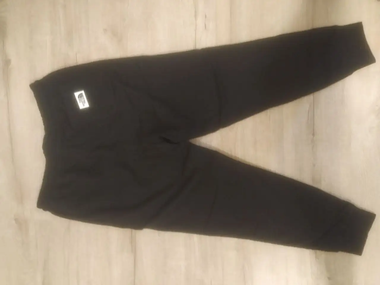 Продам: Ветровка Tom Tailor, штаны-джогерры Tom Tailor, штаны The North Face - Одежда в Санкт-Петербург