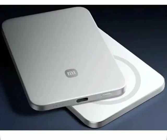 Xiaomi UltraThin Magnetic Power Bank 5000 15W - Дроны в Санкт-Петербург