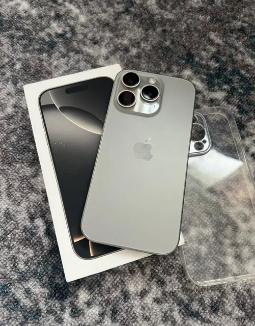 IPhone 16 Pro 128GB - Часы в Санкт-Петербург