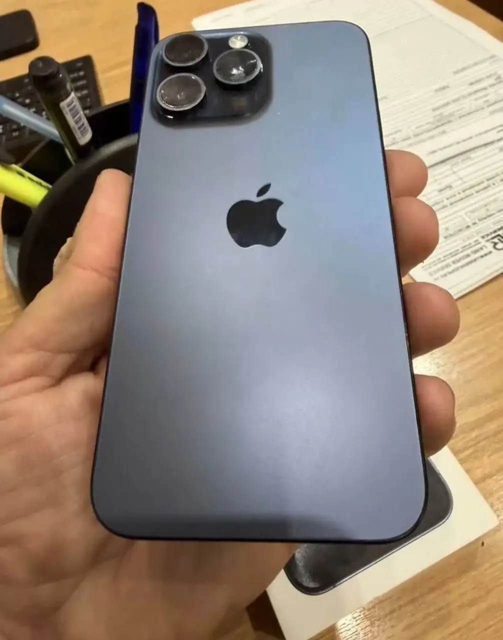 Продажа iPhone 15 Pro Max 256GB - Смартфоны (Электроника) в Санкт-Петербург