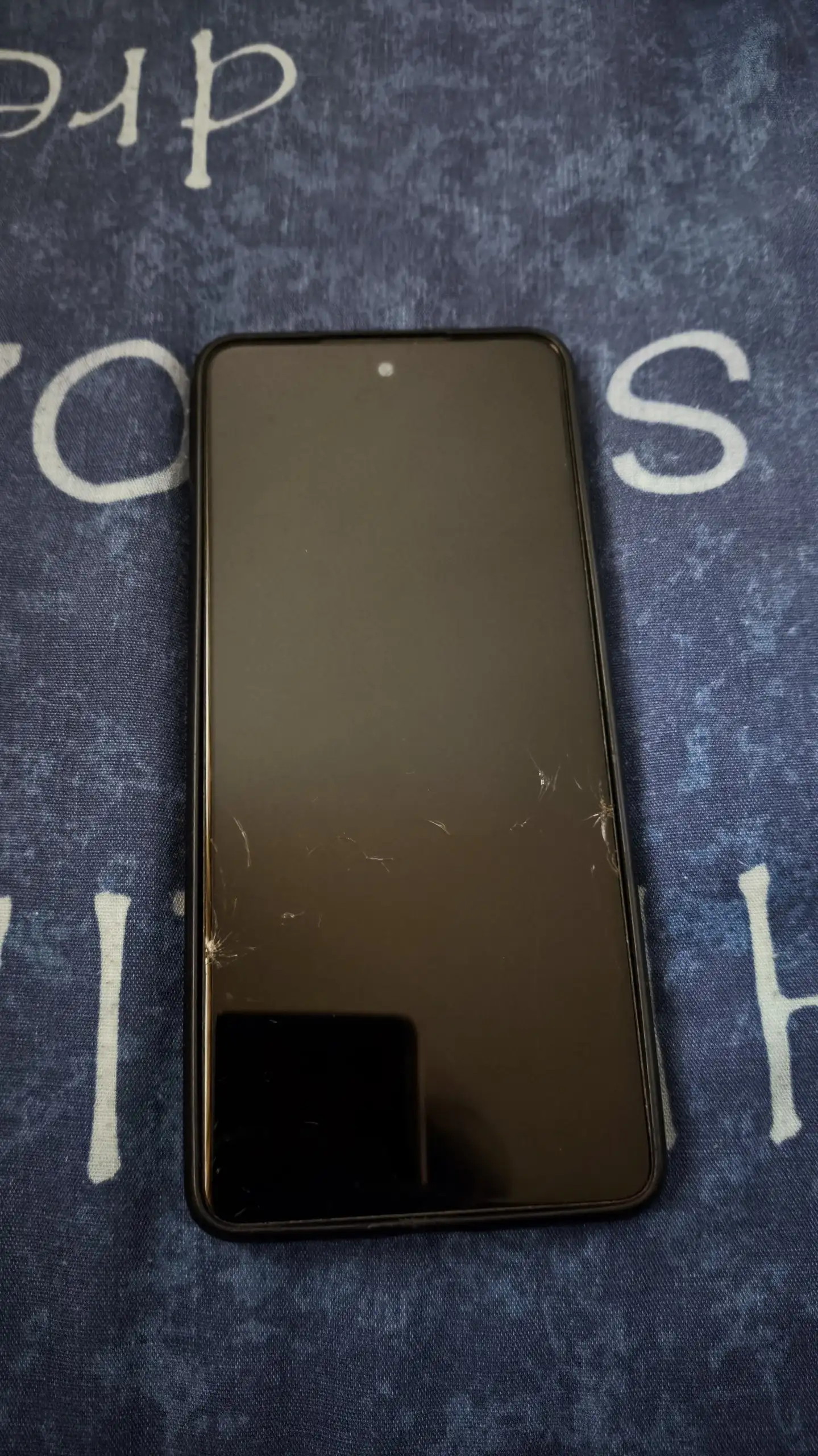 Tecno Pova 5 8/256 с трещиной на экране - Смартфоны и аксессуары (Электроника) в Санкт-Петербург