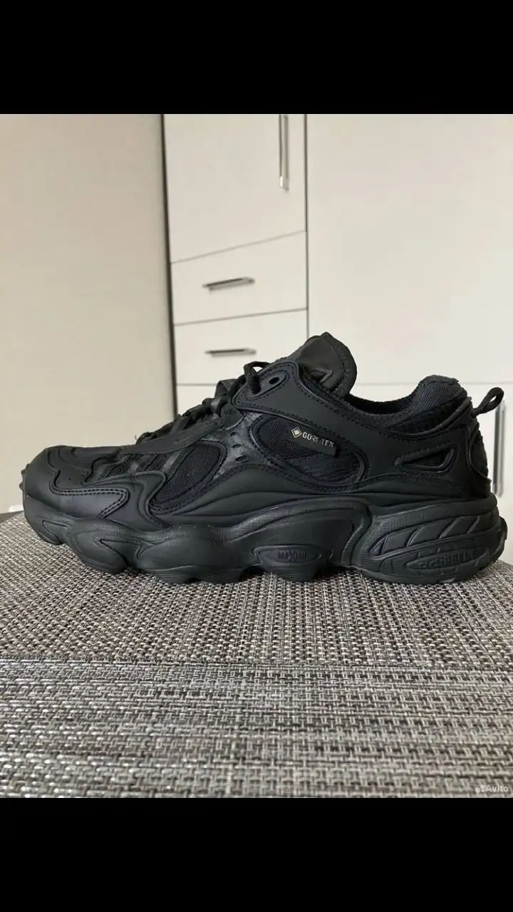 Кроссовки Adidas Gore-Tex новые - Обувь (Одежда) в Санкт-Петербург