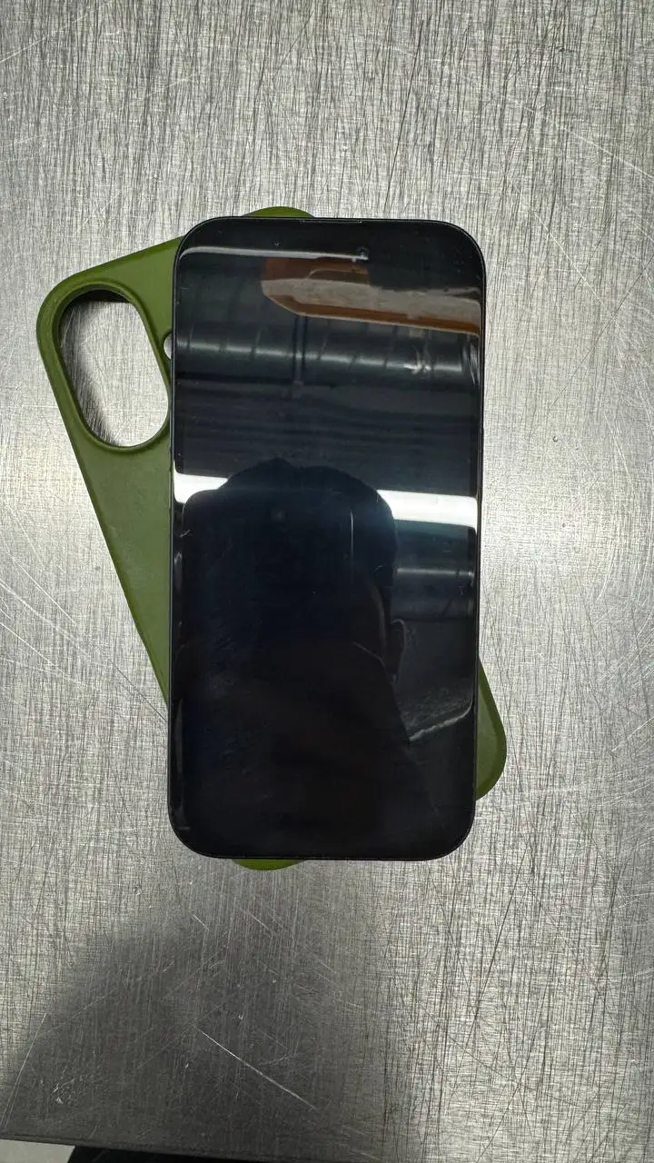 Продажа iPhone 16 128 ГБ - Смартфоны и аксессуары (Электроника) в Санкт-Петербург