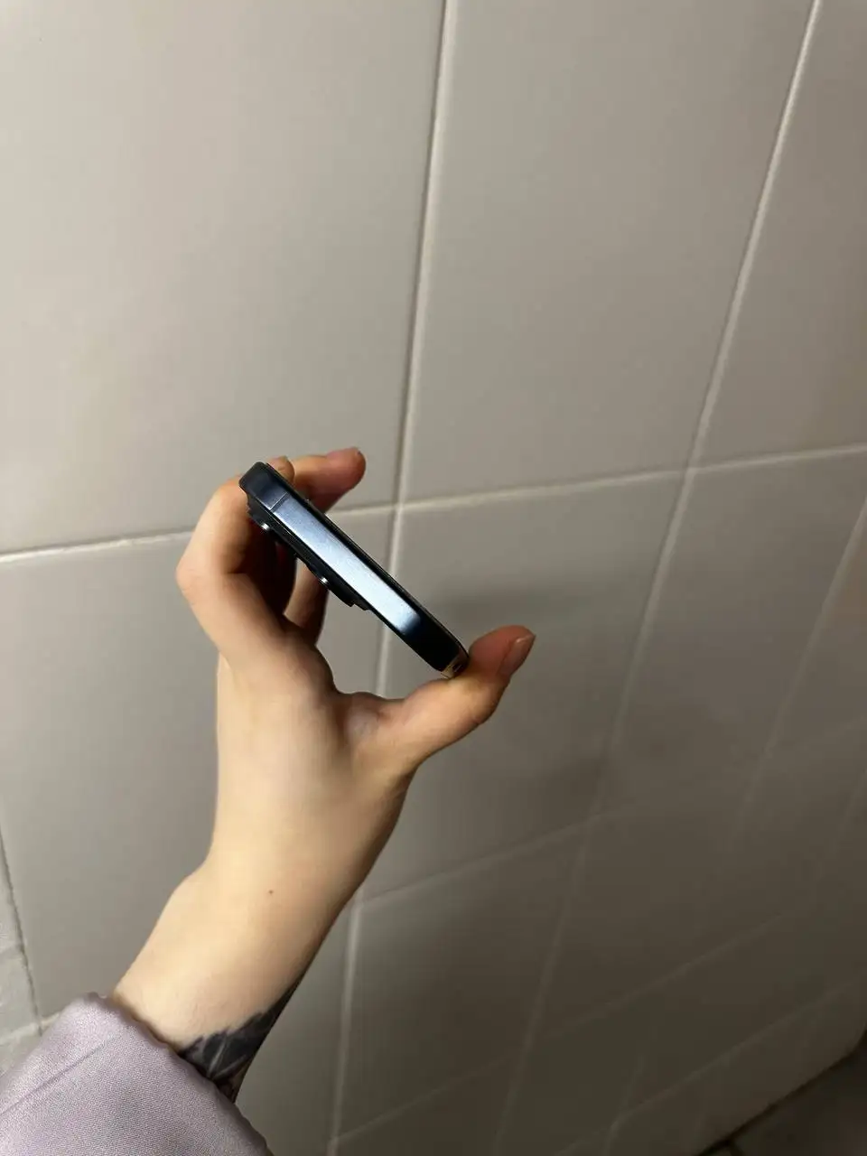iPhone 15 Pro 128GB в хорошем состоянии - Смартфоны и гаджеты (Электроника) в Санкт-Петербург