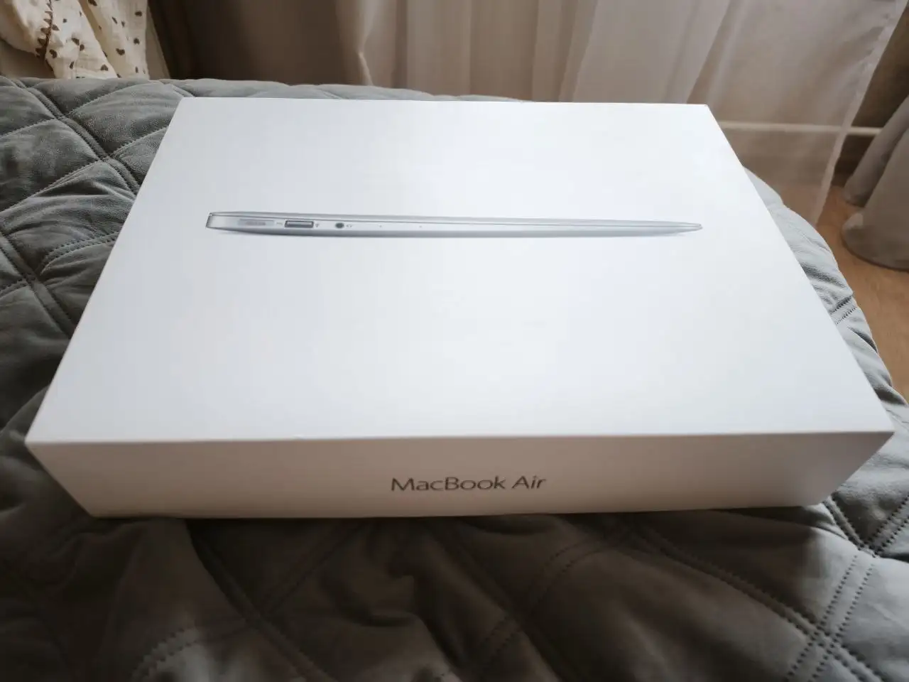 MacBook Air 13" 2015 в хорошем состоянии - Ноутбуки (Электроника) в Санкт-Петербург
