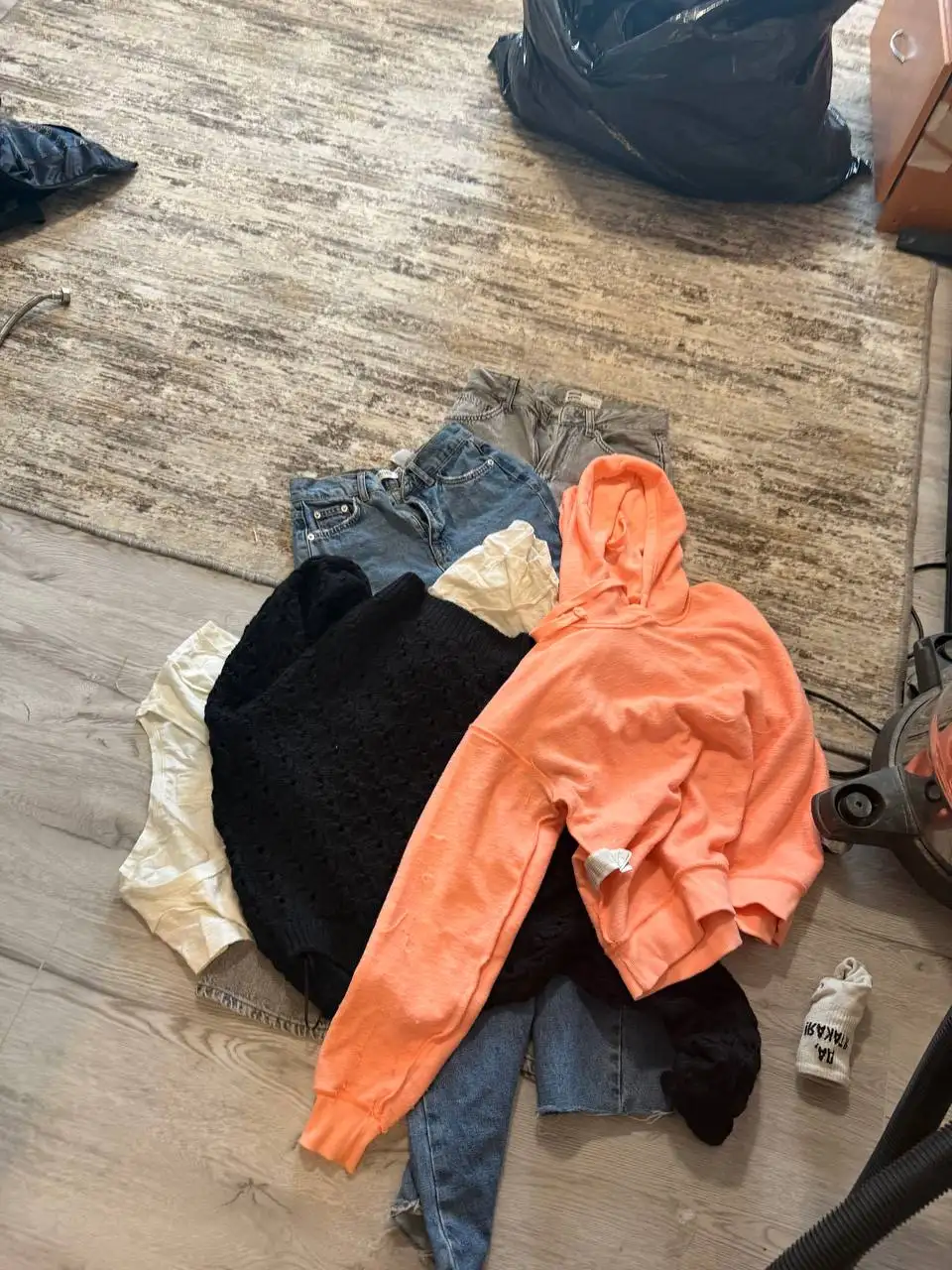 Б/у вещи Zara, Bershka, Stradivarius, Ecru - Женская одежда (Одежда) в Санкт-Петербург