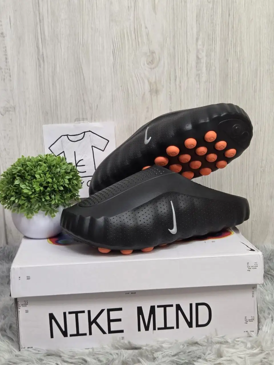Продажа кроссовок и тапочек Nike - Обувь (Одежда) в Санкт-Петербург