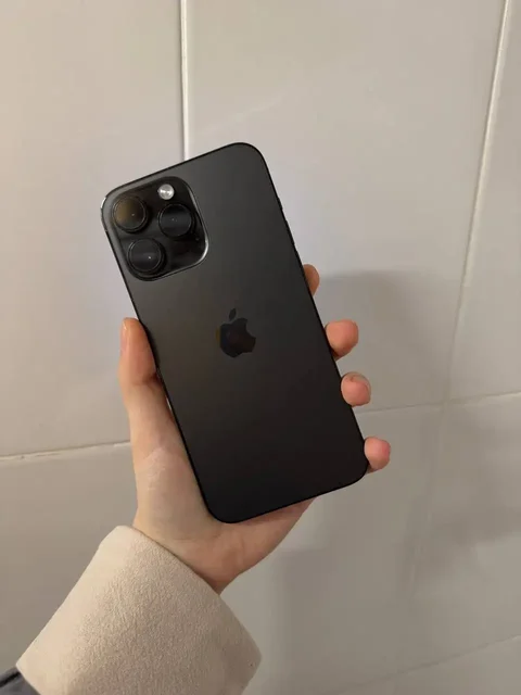 iPhone 14 Pro Max 128 ГБ, аккумулятор 80%, магнитные часы на запястье, подарок AirPods Pro 1 - Внешние накопители в Санкт-Петербург
