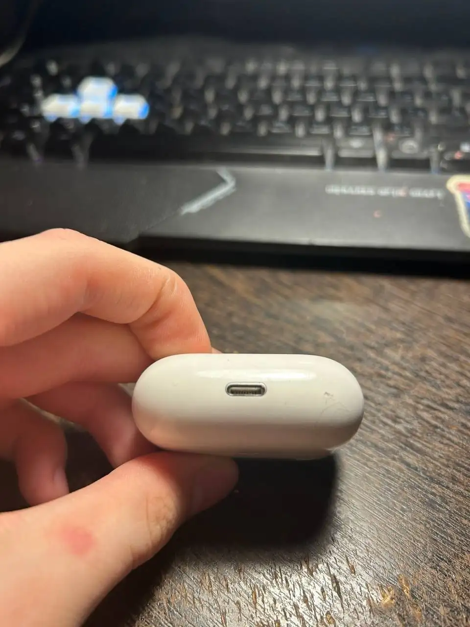 Продам AirPods - Электроника в Санкт-Петербург