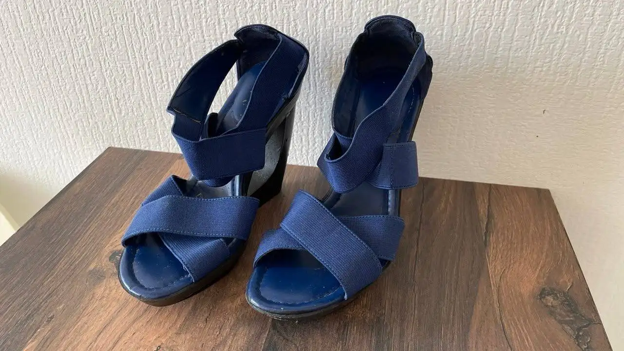Синие босоножки Calvin Klein, 36 размер - Обувь (Одежда) в Санкт-Петербург