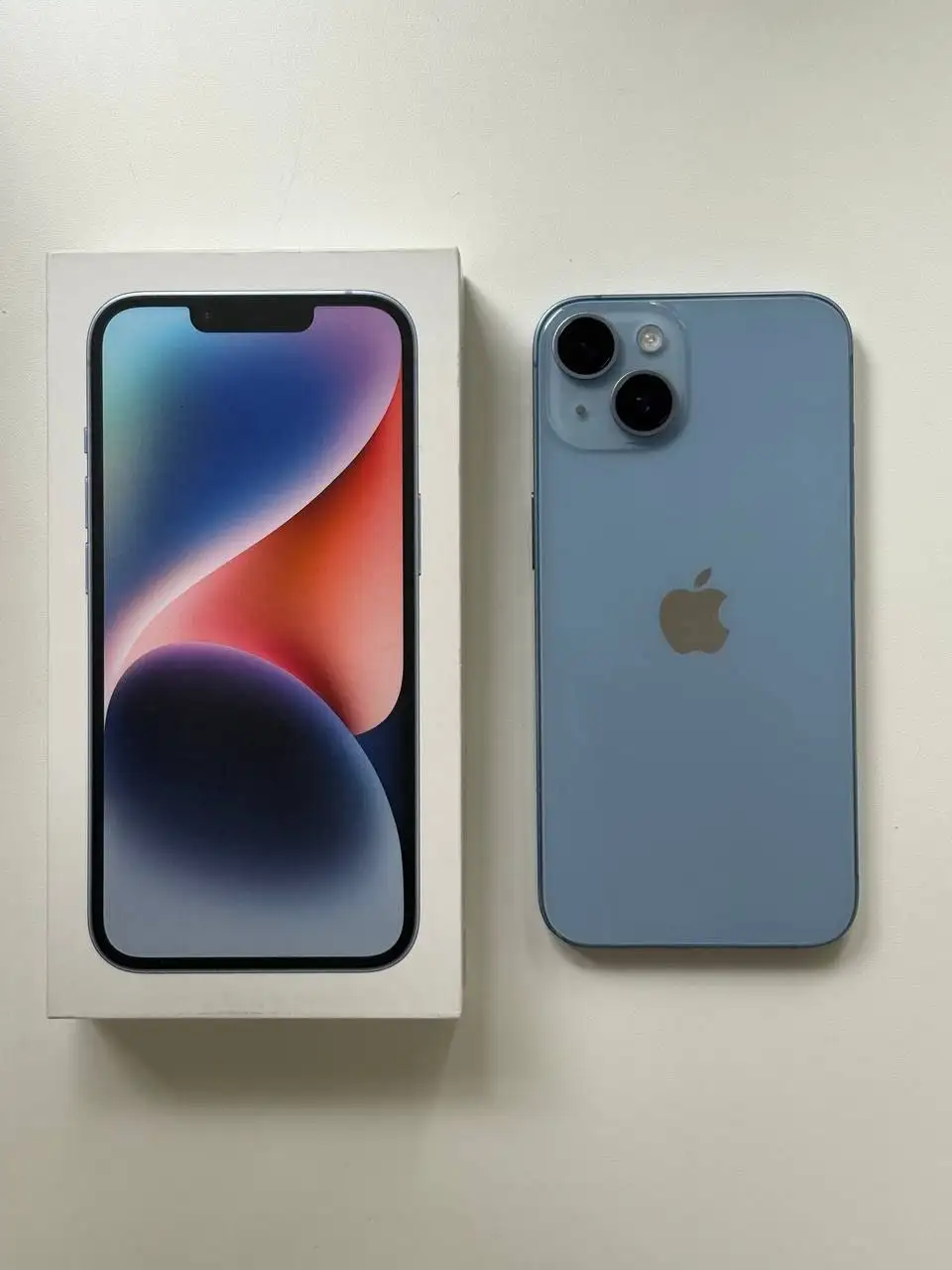 Продаю iPhone 14 128 ГБ голубой - Мобильные телефоны (Электроника) в Санкт-Петербург