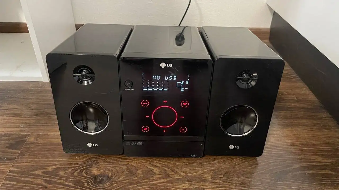 Музыкальный центр LG FA64 - Аудиотехника (Электроника) в Санкт-Петербург