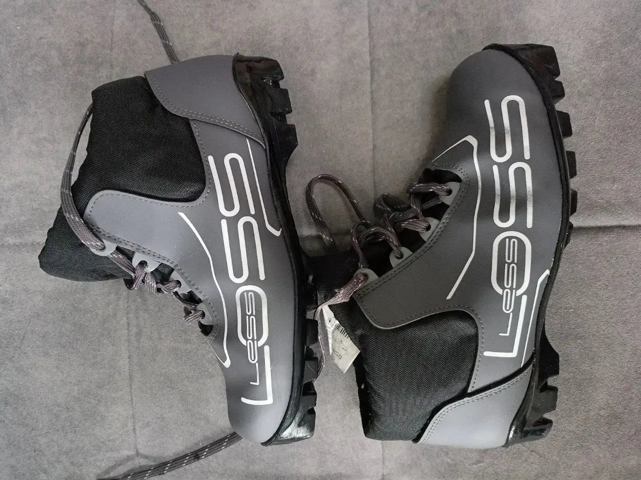 Продам лыжи Salomon с ботинками - Спорт и туризм (Хобби и отдых) в Санкт-Петербург