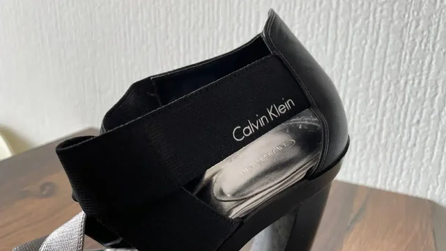 Женские босоножки Calvin Klein, размер 36 - Коляски в Санкт-Петербург
