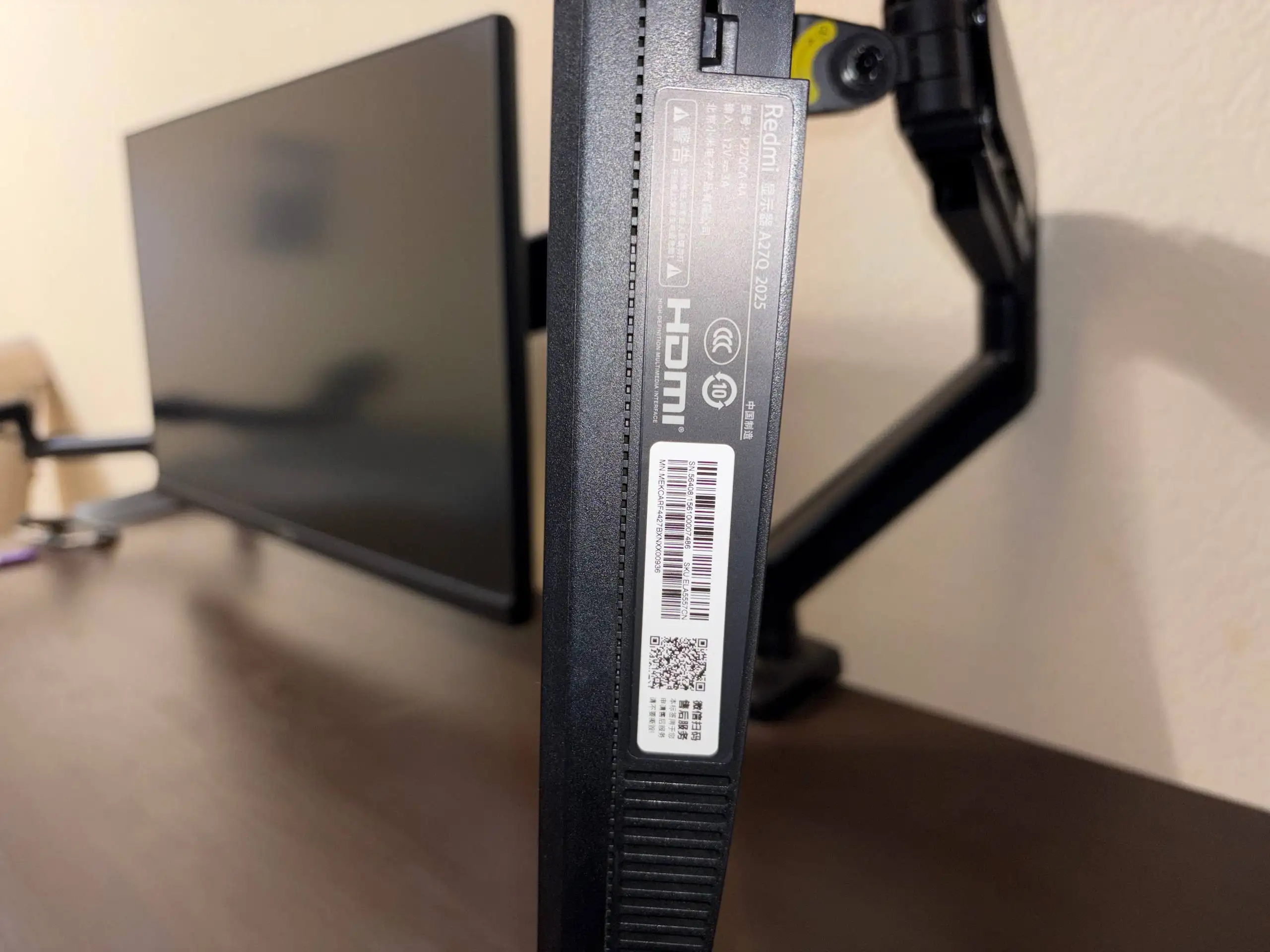 Мониторы ASUS TUF VG27AQ1A и Xiaomi A27Q с кронштейном Wellkron WK-200 - Мониторы (Электроника) в Санкт-Петербург