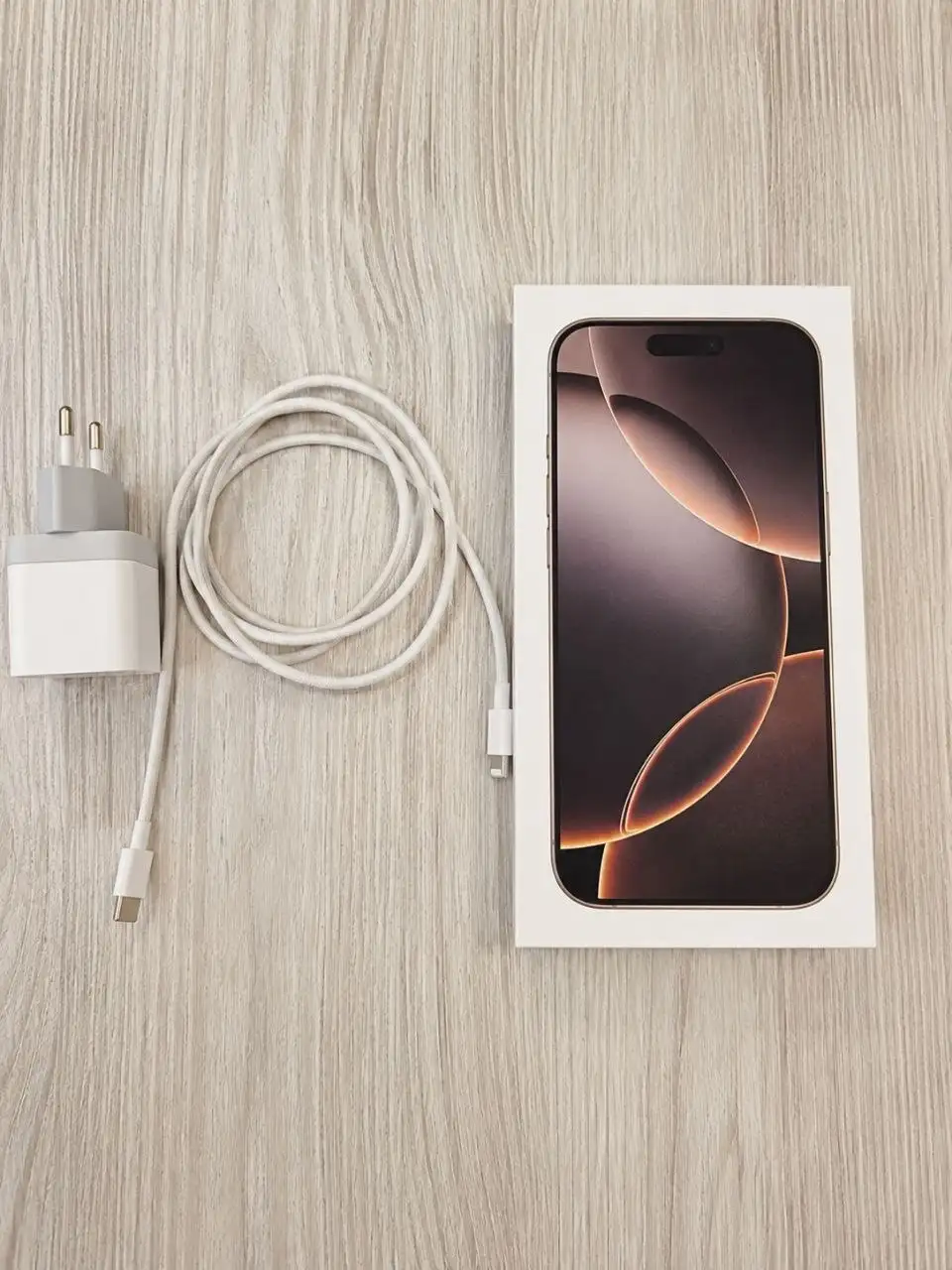 iPhone 16 Pro Max 256GB Desert Titanium (eSIM) - Мобильные телефоны (Электроника) в Санкт-Петербург