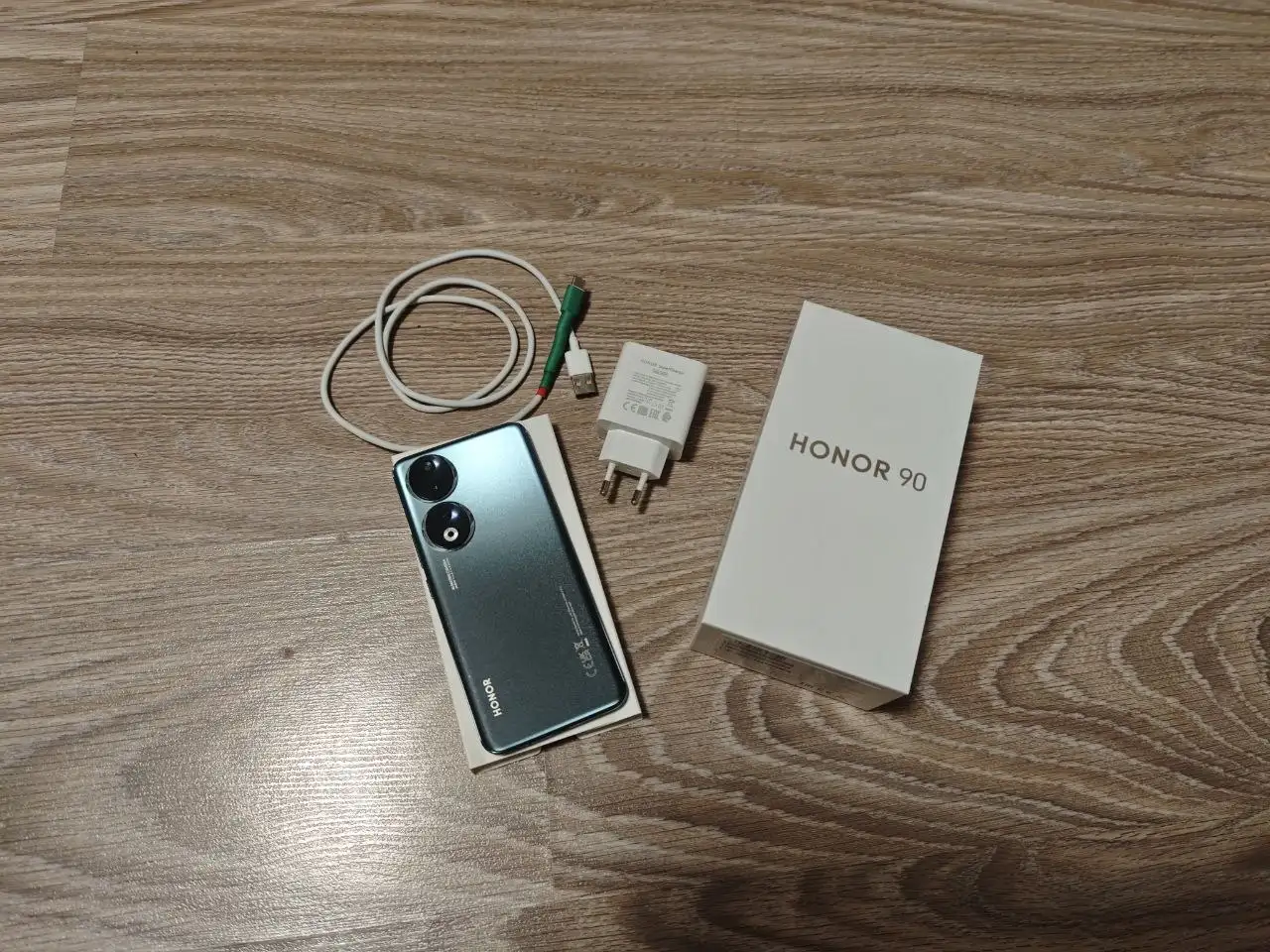 Продам Honor 90 - Смартфоны (Электроника) в Санкт-Петербург