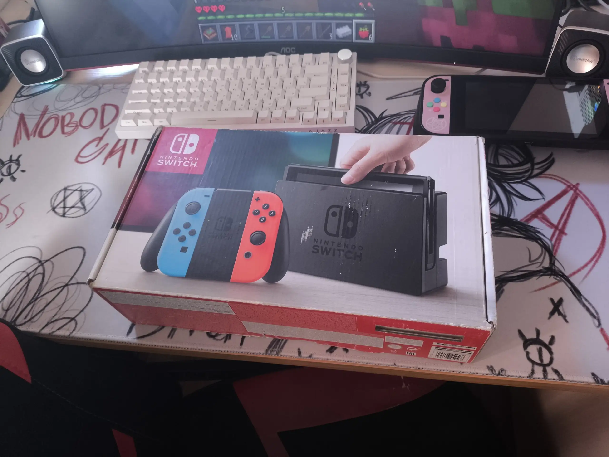 Продажа Nintendo Switch прошитый чипом - Игровые приставки (Электроника) в Санкт-Петербург