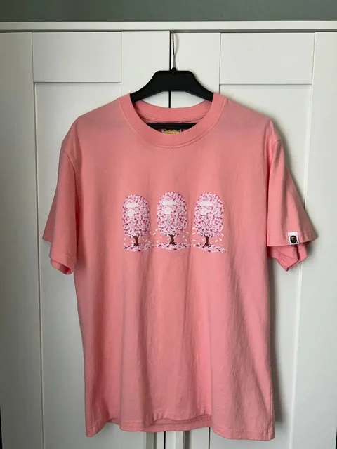 Футболка Bape Sakura Tee - Головные уборы в Санкт-Петербург