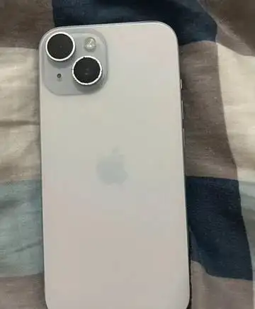Продам или обменяю iPhone 15 128 ГБ на iPhone 14 Pro - Смартфоны и гаджеты (Электроника) в Санкт-Петербург