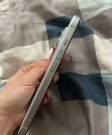Продам или обменяю iPhone 15 128 ГБ на iPhone 14 Pro - Смартфоны и гаджеты (Электроника) в Санкт-Петербург