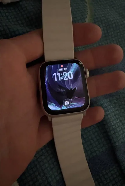 Apple Watch SE 2-Gen Практически Новые - частное объявление в Санкт-Петербург