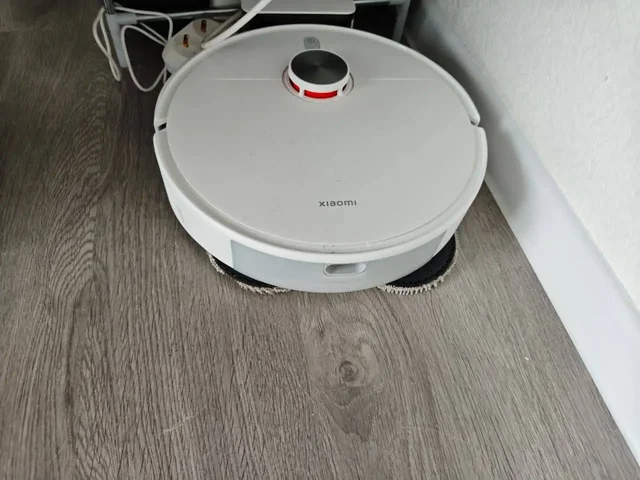 Робот пылесос Xiaomi Robot Vacuum S40 Pro - Растения в Санкт-Петербург