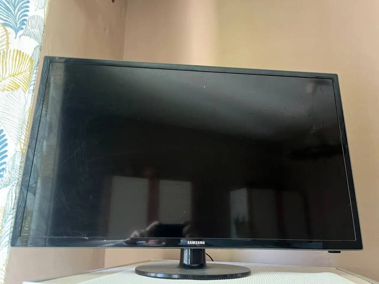 Телевизор Samsung UE32F4000AW - Телевизоры (Электроника) в Санкт-Петербург