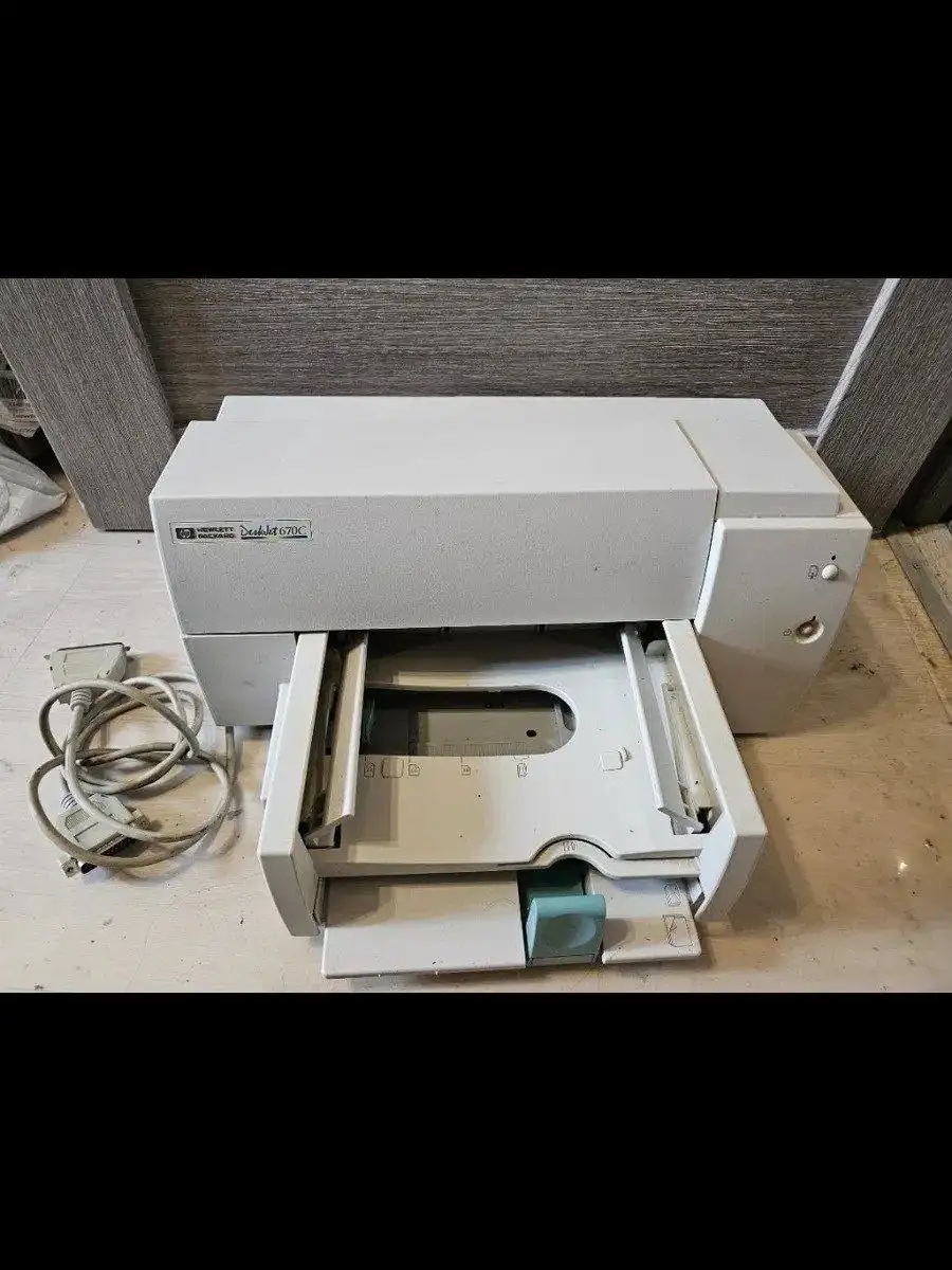 Продам струйный принтер HP DeskJet 610C - Оргтехника (Электроника) в Санкт-Петербург