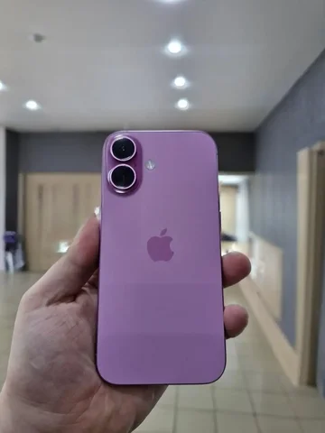 iPhone 16 256 GB - Фото и видео в Санкт-Петербург