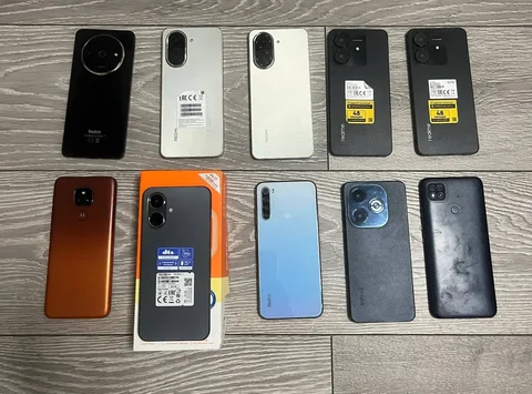 Б/у Android телефоны 64ГБ 2SIM в Санкт-Петербурге - Фото и видео в Санкт-Петербург