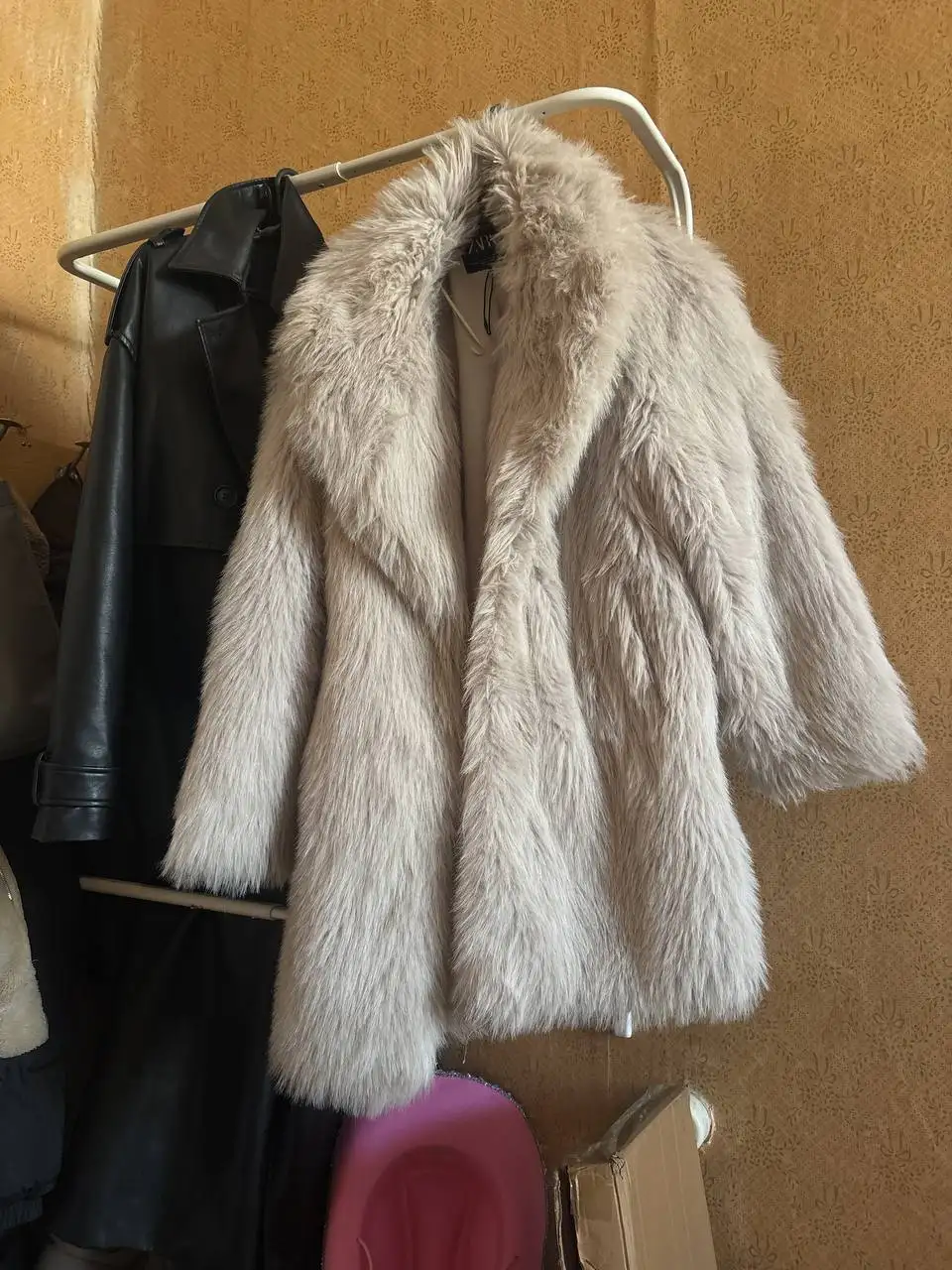 Продам шубу Zara размер M - Верхняя одежда (Одежда) в Санкт-Петербург