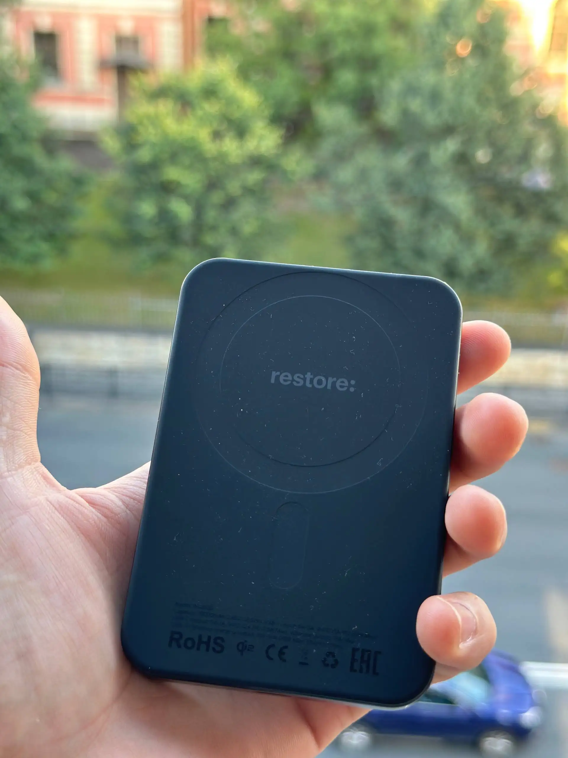 Продам оригинальный магнитный Power Bank Restore 10000 мАч - Зарядные устройства, Павербанки (Электроника) в Санкт-Петербург