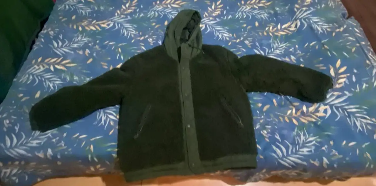 Продам куртку из букле, размер М - Куртки (Одежда) в Санкт-Петербург