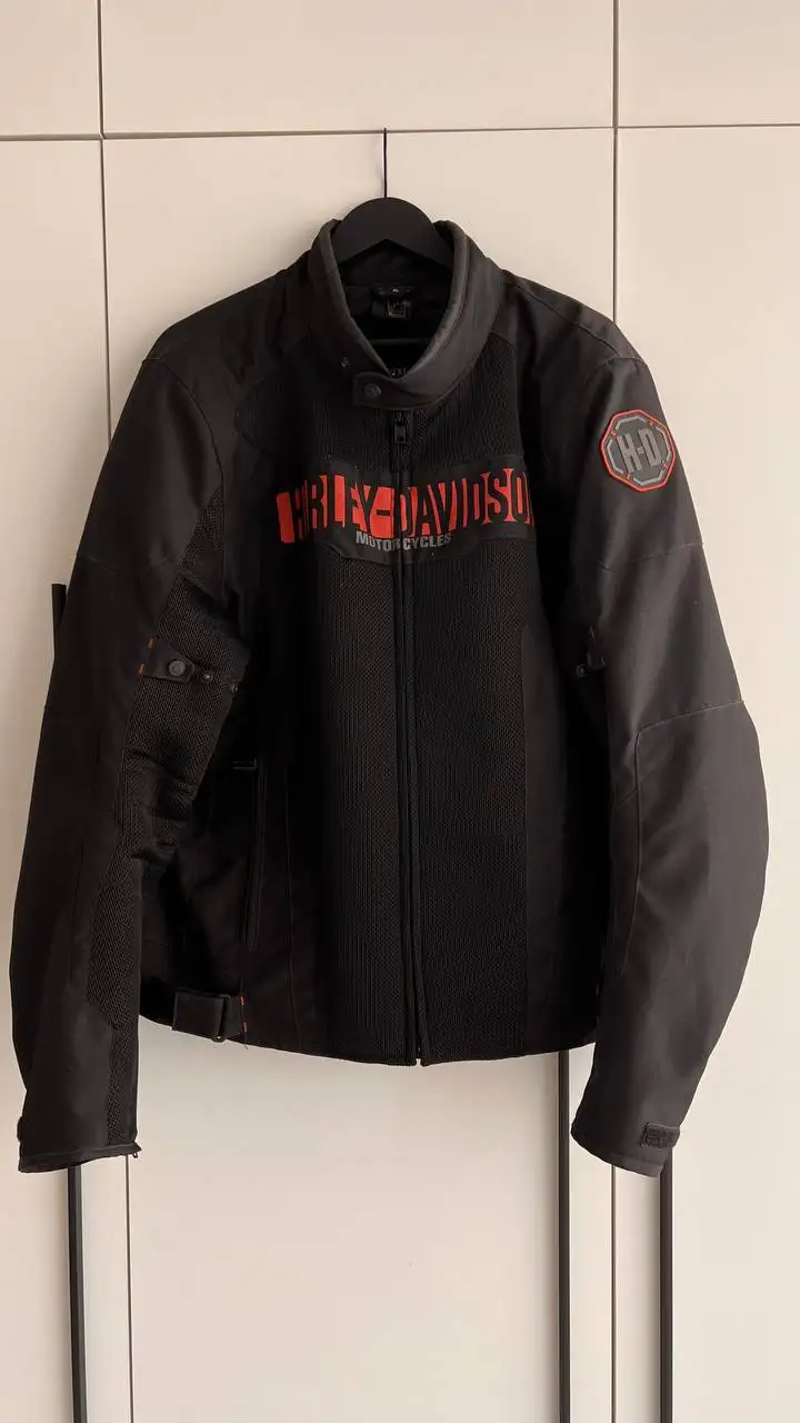 Мотоэкипировка Harley-Davidson и Dainese - Хобби и отдых в Санкт-Петербург